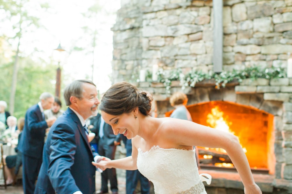 Wedding dancing spindle photography